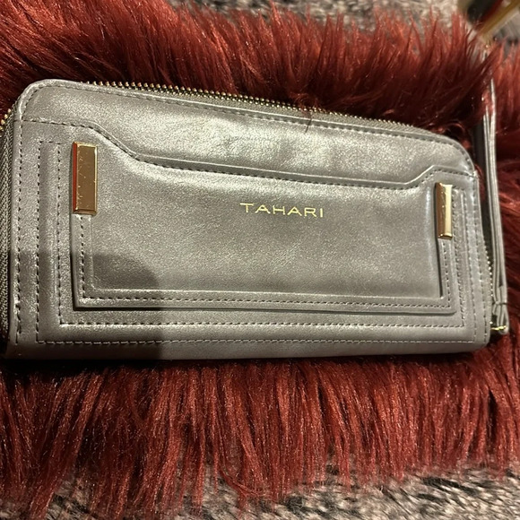 Tahari grey long continental wallet wristlet - Picture 5 of 15